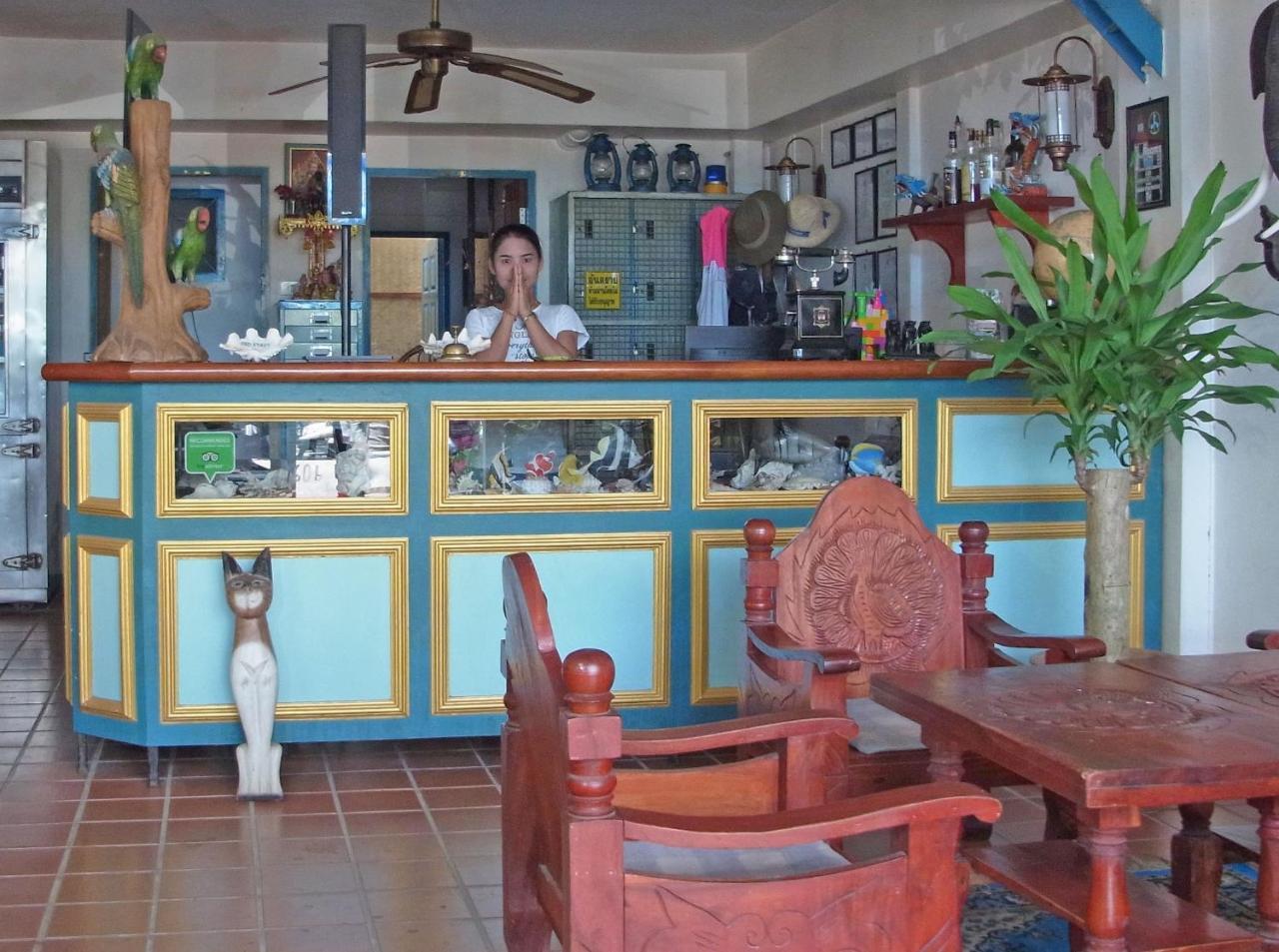 Niku Guesthouse Patong Buitenkant foto